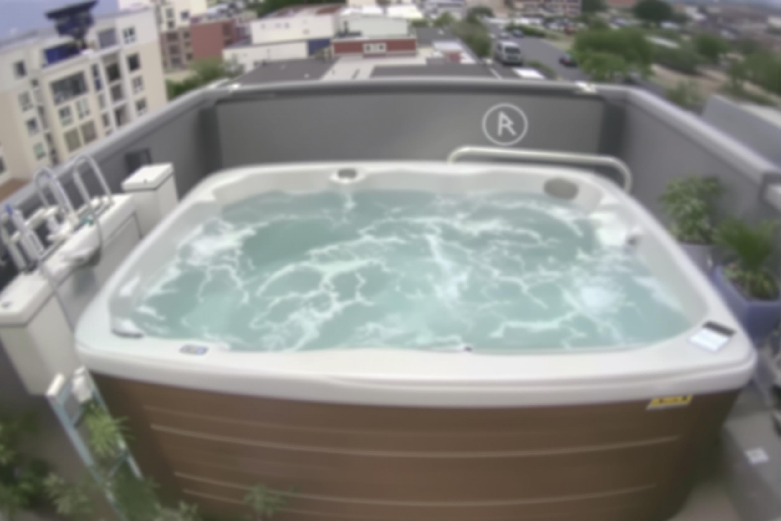 Birthday Bash Turns Fatal: Man Found Dead in Hotel Hot Tub, Friends ‘Vanished’